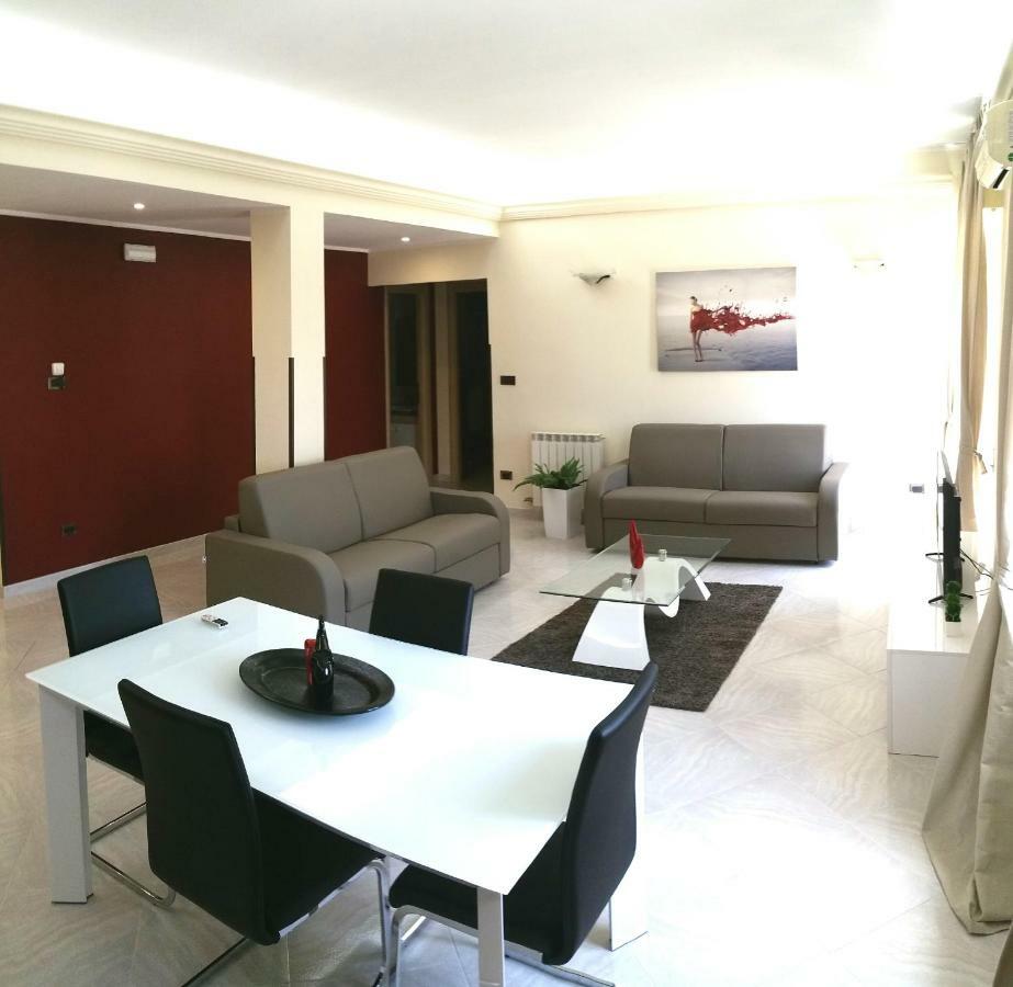 My Place Syracuse Buitenkant foto